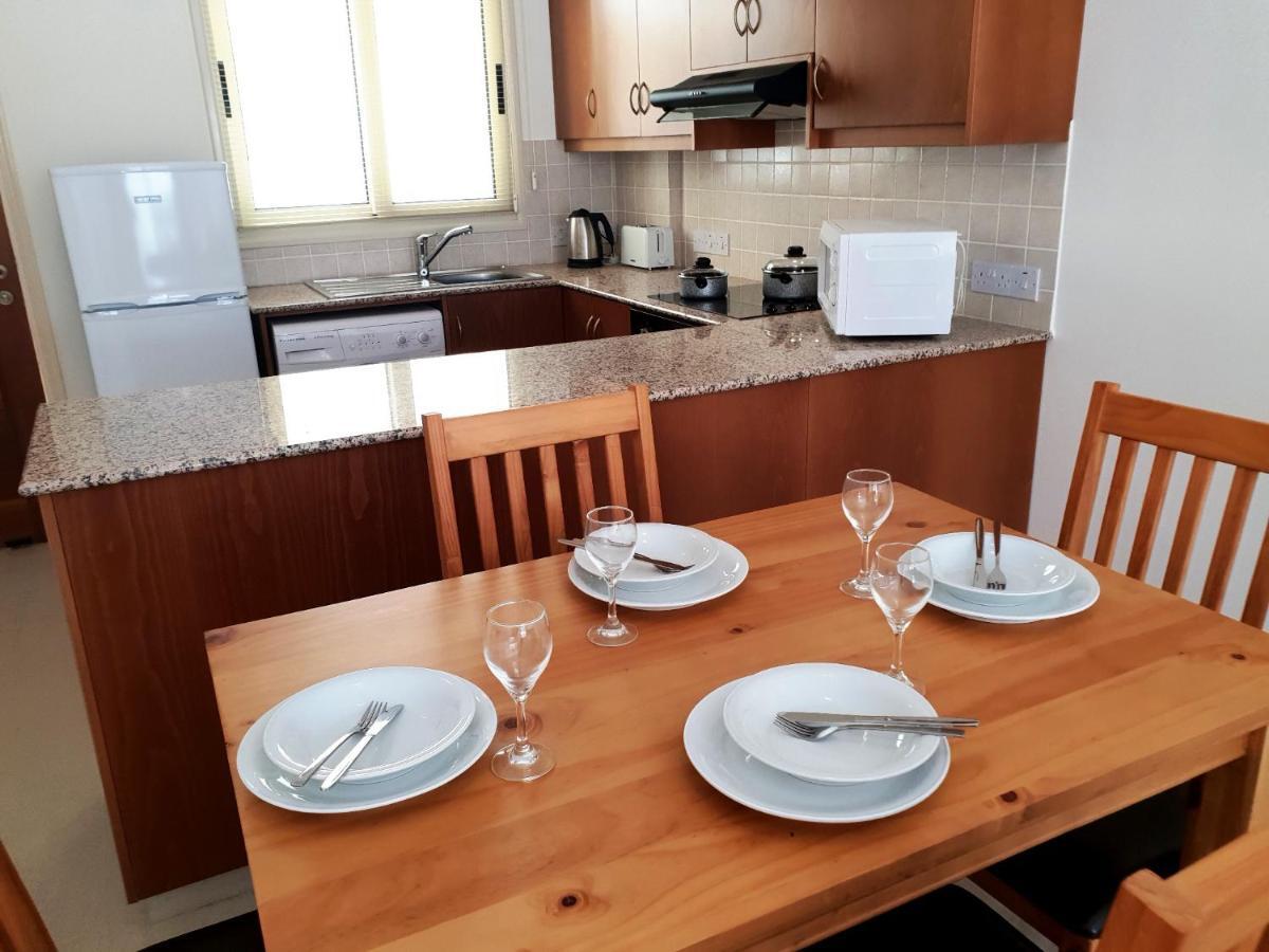 Ground Floor One Bedroom Apartment, Vanessa Complex Peyia Extérieur photo