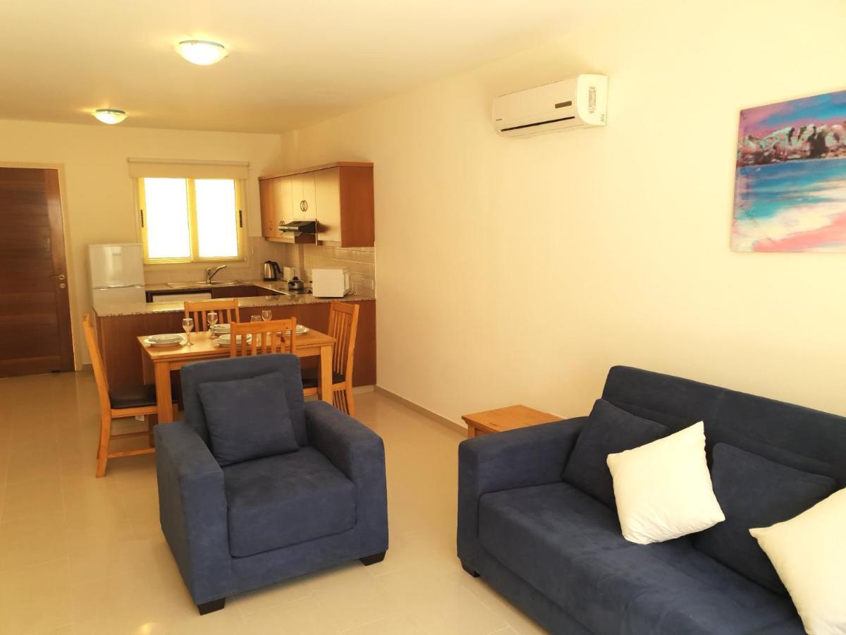 Ground Floor One Bedroom Apartment, Vanessa Complex Peyia Extérieur photo