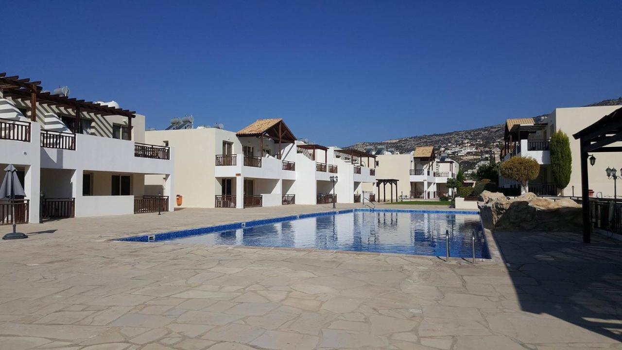 Ground Floor One Bedroom Apartment, Vanessa Complex Peyia Extérieur photo